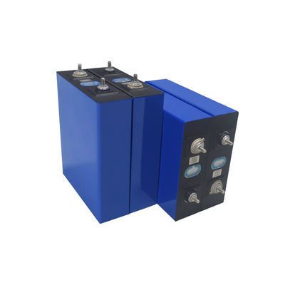 3.2V 202Ahの注文のリチウム イオン電池のパック4kg深い周期lifepo4のプリズム細胞