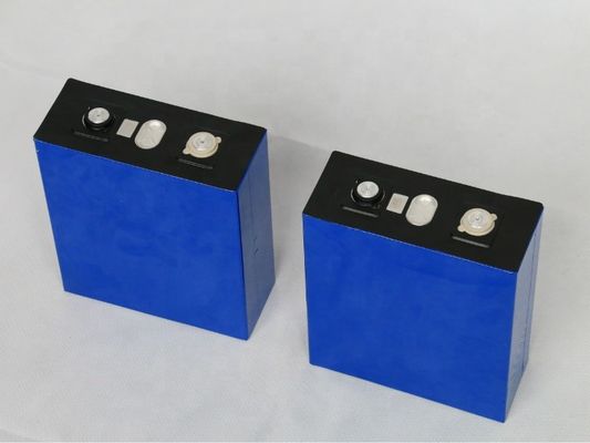 Solar EnergyパックのためのMSDS 3.2V 202AhのリチウムLiFePO4電池の深い周期