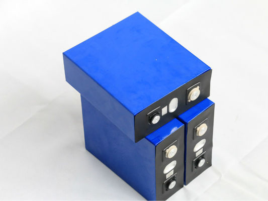 Solar EnergyパックのためのMSDS 3.2V 202AhのリチウムLiFePO4電池の深い周期